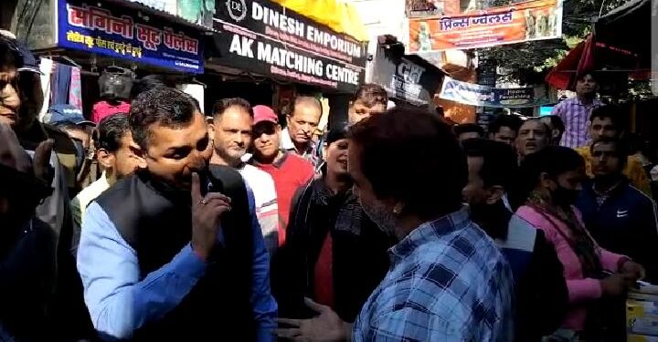 दो दिन के अतिक्रमण हटाओ अभियान के बाद अब प्रशासन को सफाई अभियान की याद आई….
