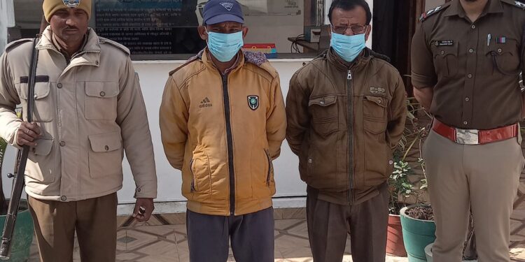वारंटीयो को कालाढूंगी थाना पुलिस ने किया गिरफ्तार…..