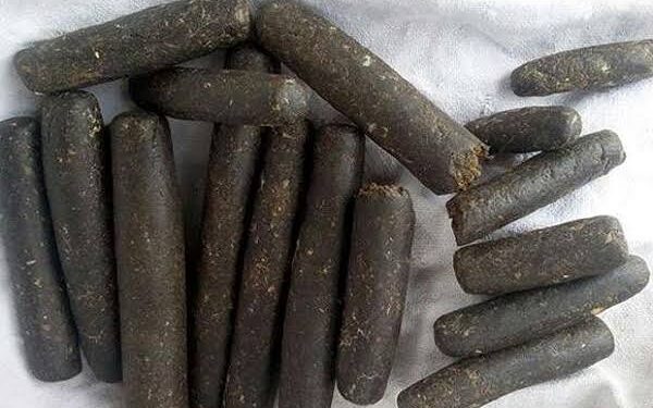 चरस की 132 रॉड को धुप बत्ती पैक बना कर बेचने जा रहे चरस तस्कर को पुलिस ने किया गिरफ्तार……