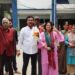 दूषित बदबू वाले पानी के विरोध मे स्थानीये लोगों ने किया जोरदार हंगामा…….