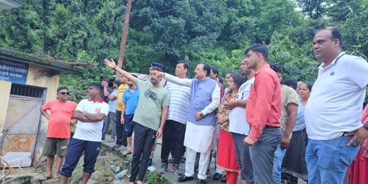 हल्द्वानी- भारी बरसात के बाद हुए नुकसान का अजय भट्ट ने किया स्थलीय निरीक्षण…..