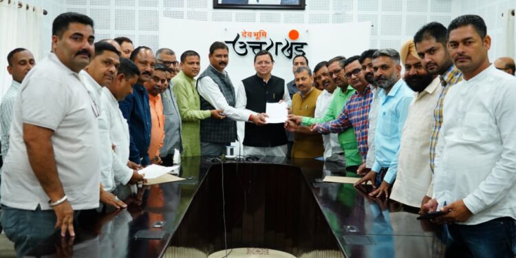 मुख्यमंत्री पुष्कर सिंह धामी से शिष्टमंडल ने की मुलाक़ात……