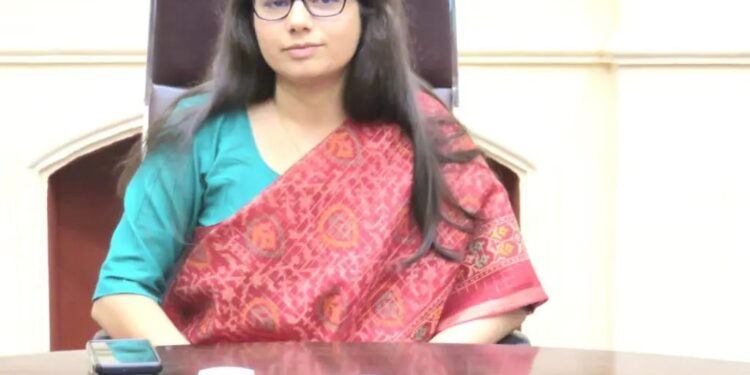 ज़िलाधिकारी वंदना ने हल्द्वानी शहर की सड़कों के दुरुस्तीकरण के सम्बंध में दिए निर्देश……….