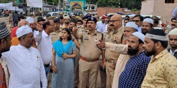 आला हज़रत फाजिले बरेली के 105 वें उर्स की तैयारियों को परखने पहुंची प्रशासनिक टीम………