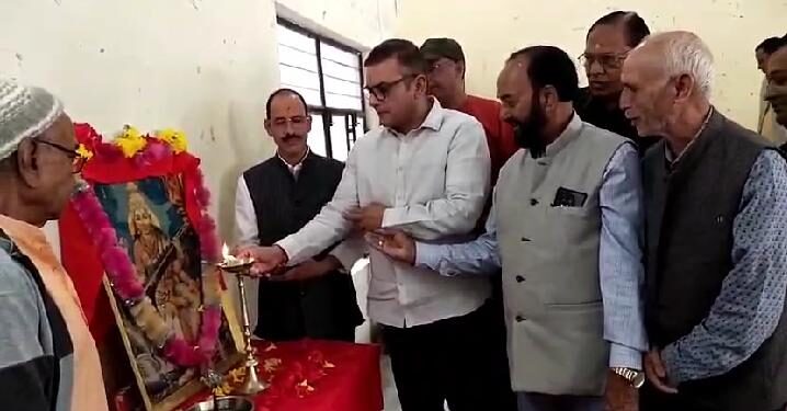 एमबी इंटर कॉलेज को मिली कंप्यूटर लैब, स्मार्ट क्लास…