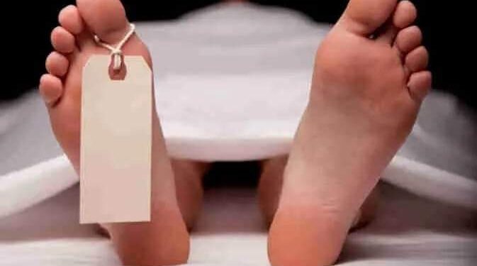 राशन से लदा ट्रक 300 मीटर गहरी खाई में गिरा, अल्मोड़ा निवासी चालक की मौत…