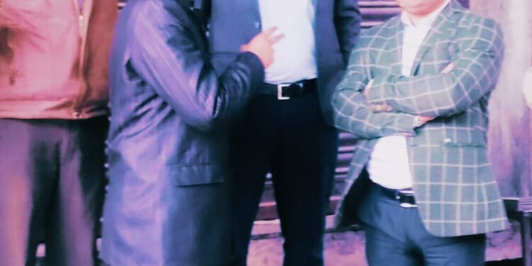 कुरैशी के नेतृत्व में डीएम को ज्ञापन जनहित में बनभूलपुरा इलाके से कर्फ्यू में छुट की मांग