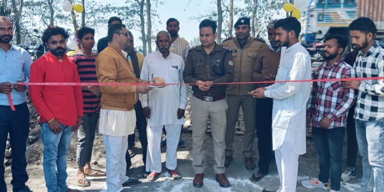 पैगा चौकी प्रभारी अनिल कुमार ने किया तुलसी का ढाबे का उद्घाटन