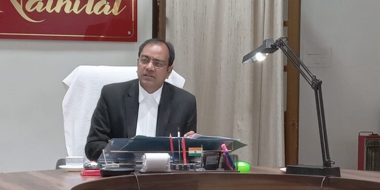 नैनीताल_राष्ट्रीय लोक अदालत के संबंध में किया गया बैठक का आयोजन