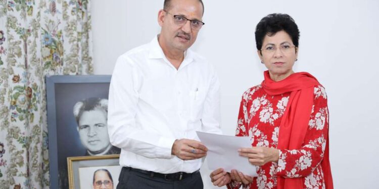 हल्द्वानी_दीपक बल्यूटिया ने काँग्रेस मे की वापसी, वापस लिया स्तीफ़ा