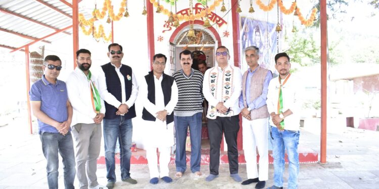 कांग्रेस के सांसद प्रत्याशी प्रकाश जोशी ने   भीमताल विधानसभा के दूरस्थ ग्रामीण क्षेत्रो में किया व्यापक जनसंपर्क