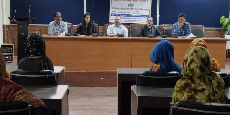 रैग पिकर्स हेतु आयोजित विशेष जागरूकता शिविर