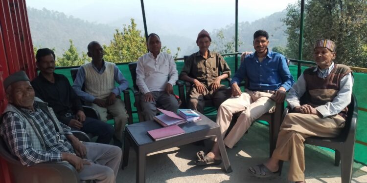 नैनीताल_वनाग्नि की घटनाओं के नियंत्रण एवं रोकथाम के लिए आयोजित की जा रही खुली बैठक