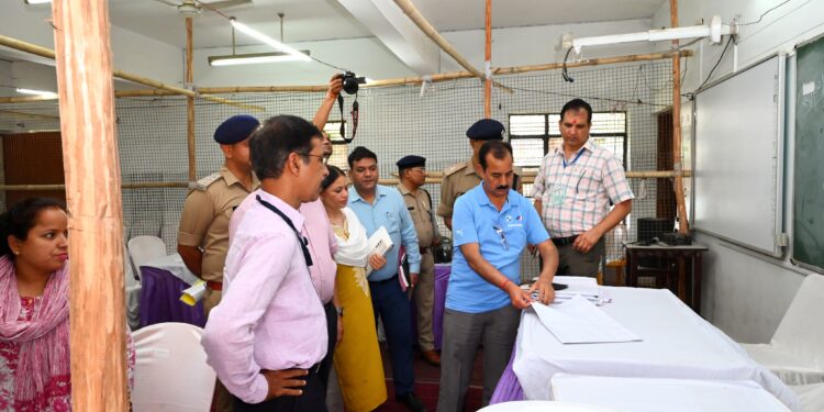 एमबीपीजी कालेज में मतगणना की तैयारियों का लिया जायज़ा, दिये दिशा निर्देश
