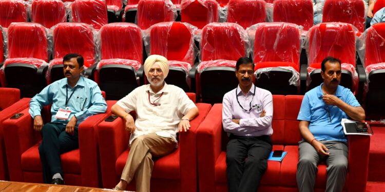 मतगणना दिवस की तैयारियों को लेकर दिये दिशा निर्देश