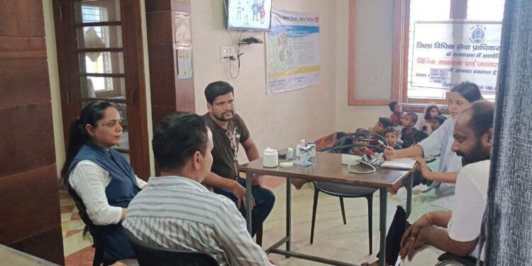 माननीय उत्तराखंड राज्य विधिक सेवा प्राधिकरण के निर्देशानुसार बाल गृह में आयोजित निःशुल्क स्वास्थ्य परीक्षण एवं विधिक जागरूकता शिविर