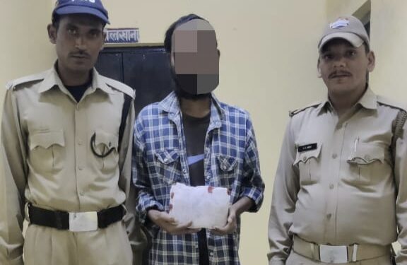 काठगोदाम पुलिस ने अवैध शराब के साथ एक व्यक्ति को किया गिरफ्तार