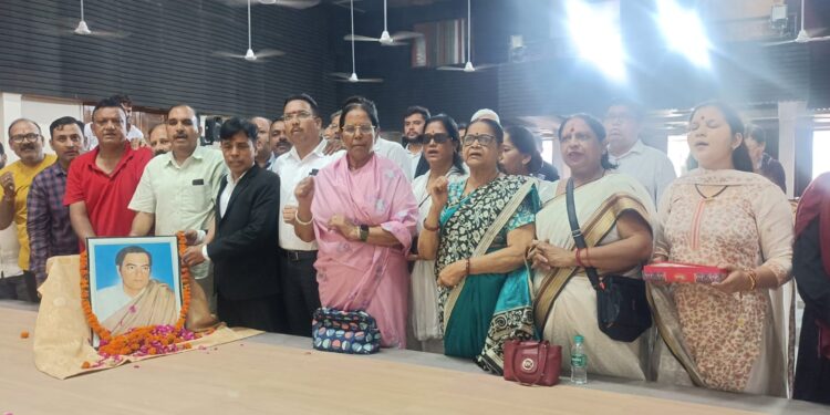 कांग्रेस ने “सद्भावना दिवस” के रूप मनाई युवा सशक्तिकरण के प्रेरक, सूचना प्रौद्योगिकी जनक, पूर्व प्रधानमंत्री “भारत रत्न” स्व. राजीव गांधी की जयंती