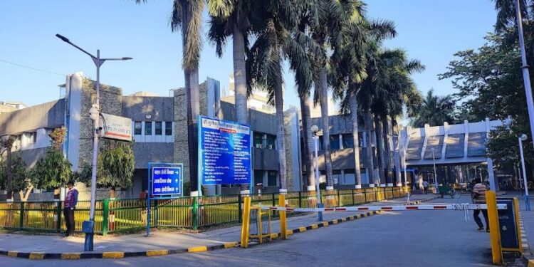 हल्द्वानी के सुशीला तिवारी अस्पताल में नाबालिग से दुष्कर्म का प्रयास -पढ़े बड़ी ख़बर