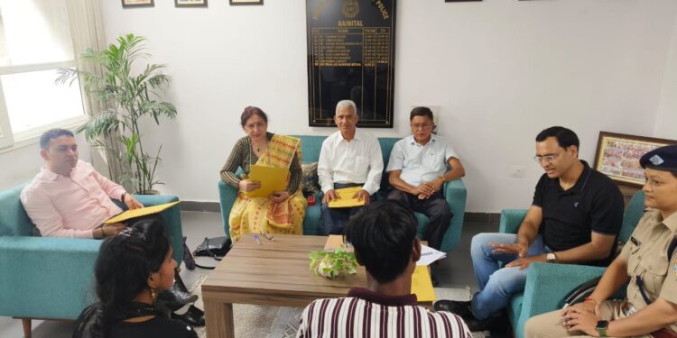 SSP NAINITAL ने ऐच्छिक ब्यूरो के माध्यम से करवाई 04 परिवारों की काउंसलिंग, 03 परिवारों को किया एक