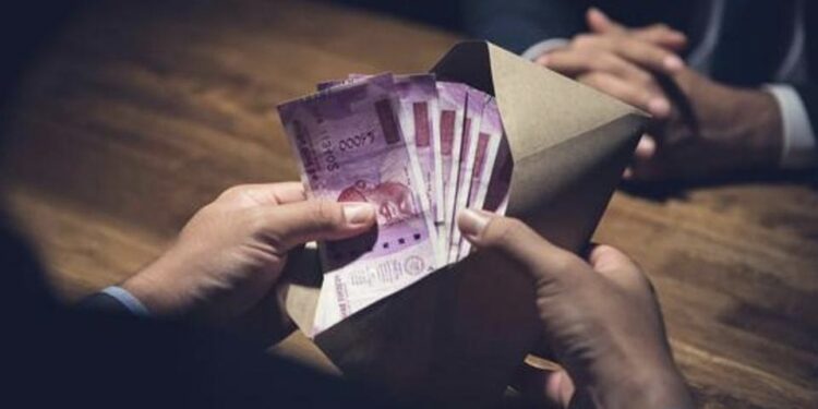 हल्द्वानी – रिश्वतखोरी पर शिकंजा,सहायक अभियंता गिरफ्तार