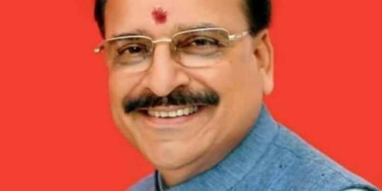 सांसद अजय भट्ट ने देशवासियों को धनतेरस दीपावली गोवर्धन पूजा और भैया दूज की दी शुभकामनाएं