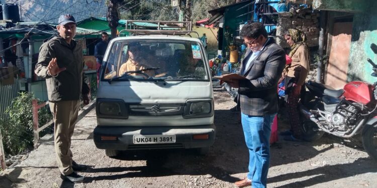 हल्द्वानी_परिवहन विभाग की चैकिंग कार्यवाही में 54 वाहनों के चालान समेत 21 वाहन सीज