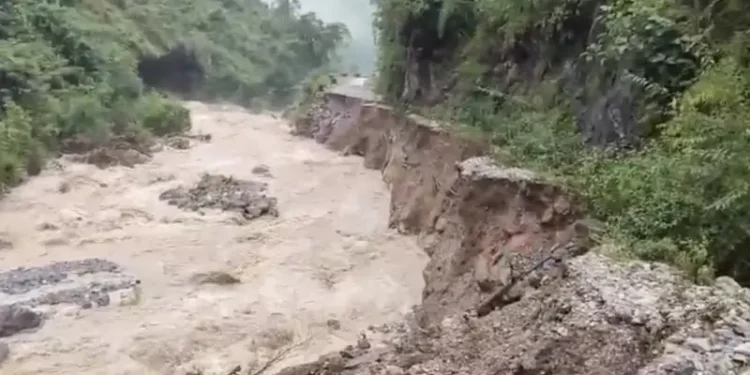 उत्तराखंड आपदा: बागेश्वर के पौंसारी गांव में बादल फटा, जन-धन का भारी नुकसान